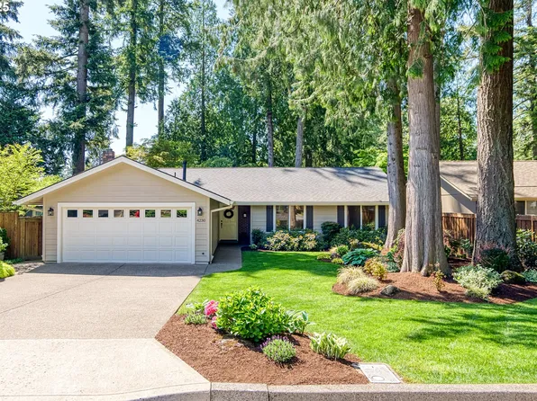 4230 Collins Way, Lake Oswego, OR 97035