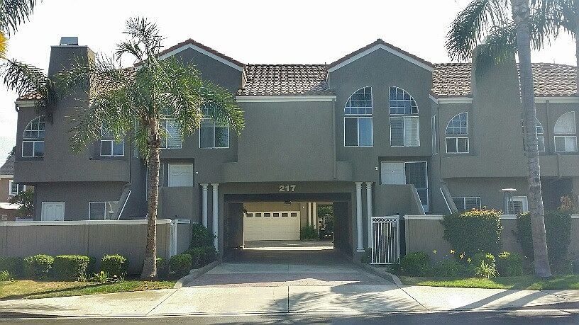 1st image of 217 16th Pl APT E