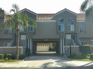 217 16th Pl APT E, Costa Mesa, CA 92627