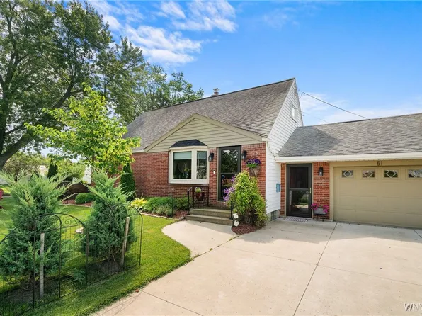51 N Park Ave, Cheektowaga, NY 14225