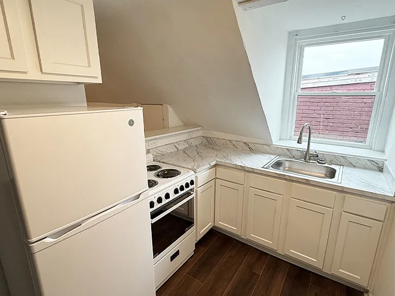 2309 Clifton Ave — Photo 1
