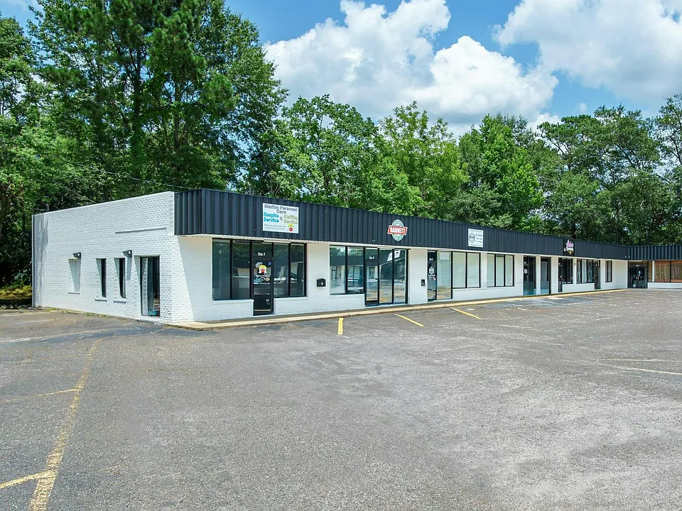 4906 Old Highway 11 #16