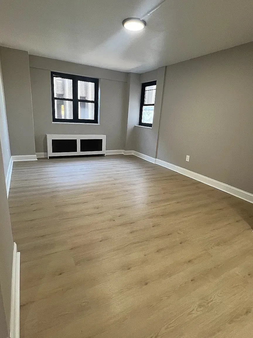 117 Washington St — Photo 3