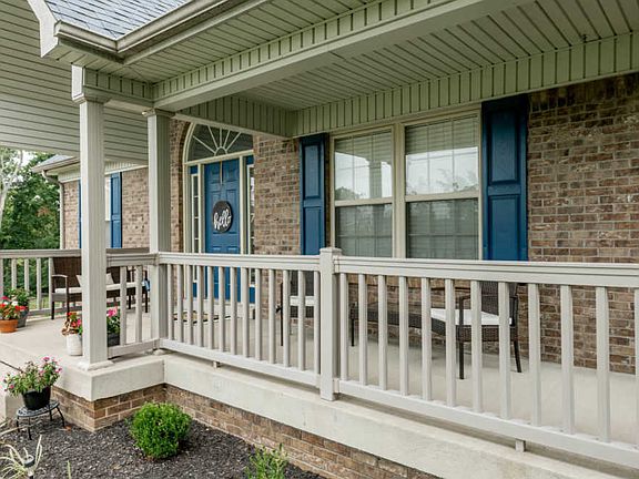 5th image of 105 Pacific Ct
