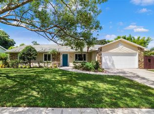 620 ARVERN DRIVE, ALTAMONTE SPRINGS, FL 32701