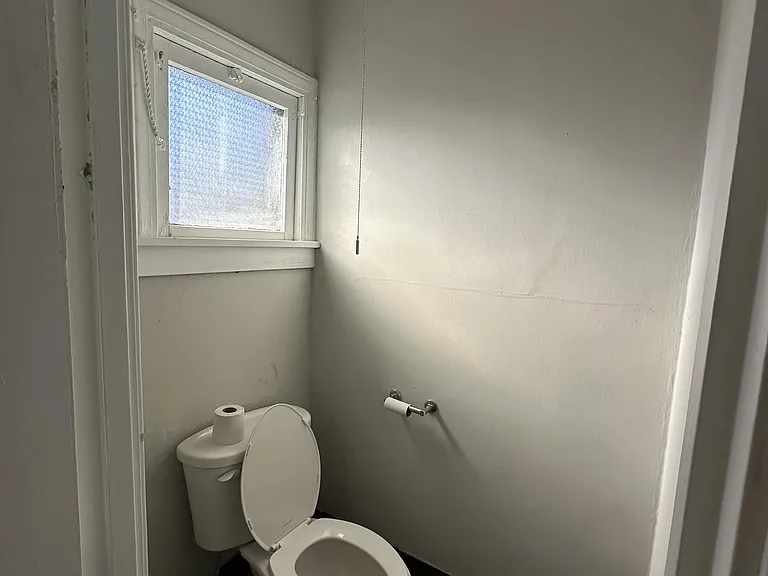 1082 Hillstone Rd #1 — Photo 11