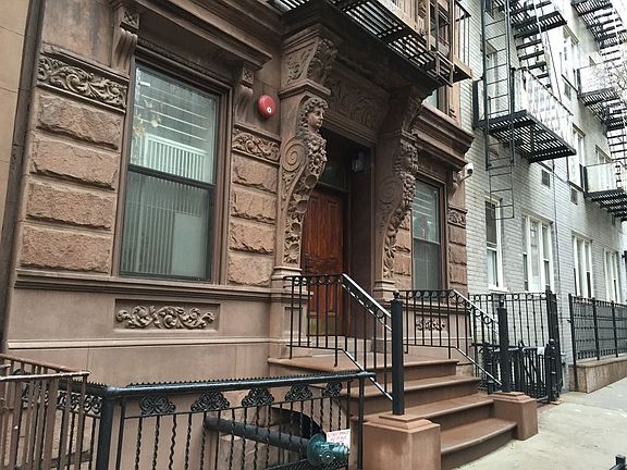4th image of 27 W 84th St APT 3RE
