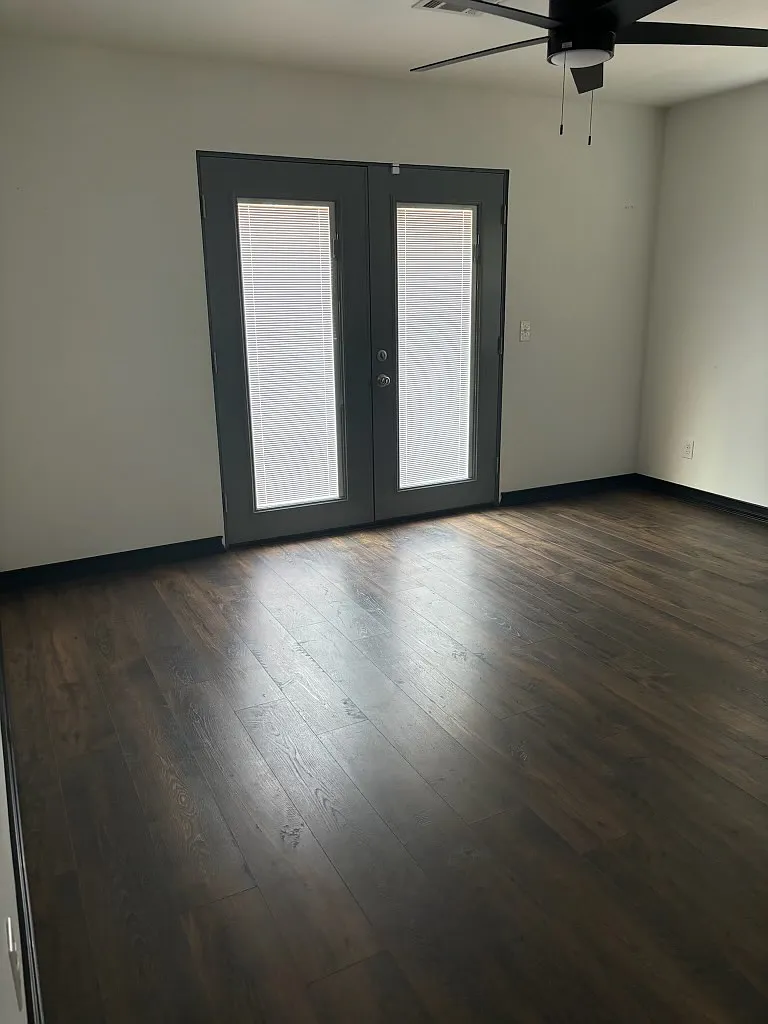 1 bed, 800 sqft, $1,000 — Photo 3