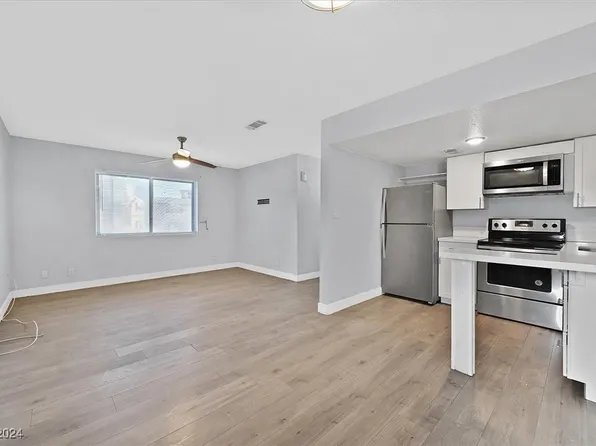 3801 Daisy St #40, Las Vegas, NV 89119