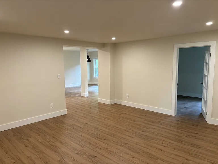 36 E Shore Rd — Photo 16