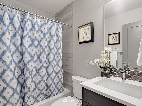 3rd image of 2410 B NW 61st Street