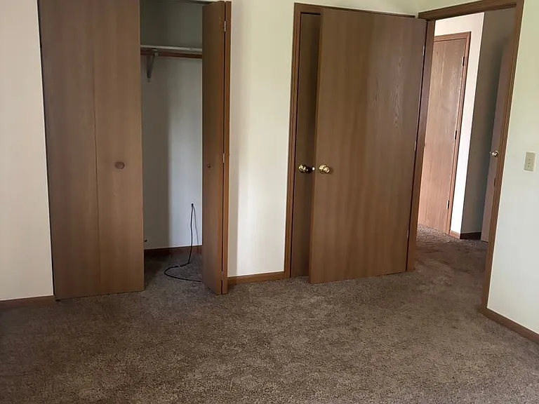 213 Larabee St #1-7 — Photo 5
