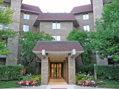 1280 Rudolph Rd APT 5C, Northbrook, IL, 60062