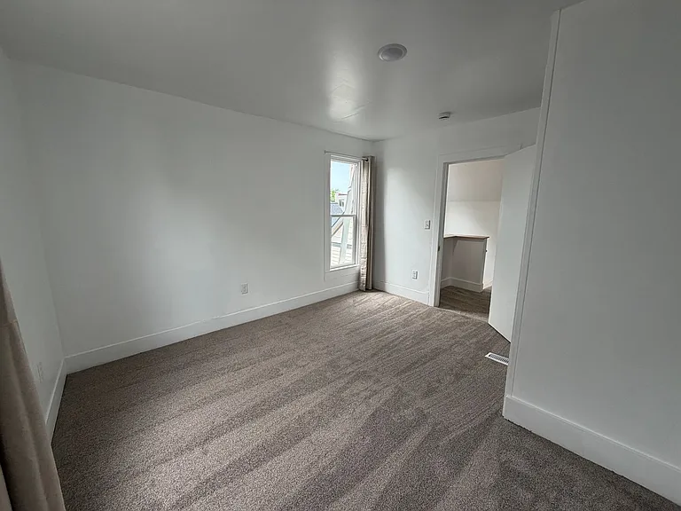 128 Fair St SE — Photo 15