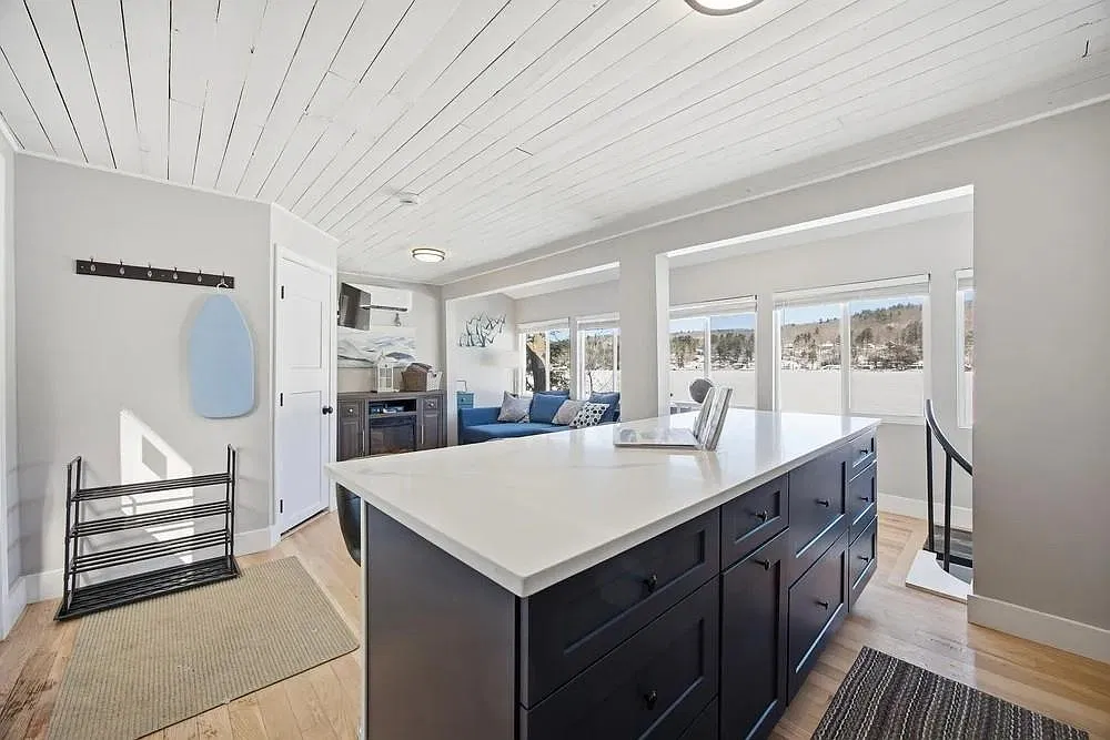 1 bed, 1.0 bath, 1200 sqft, $2,250 — Photo 2