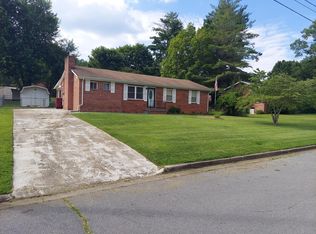 308 Peach Blossom Ct #1, Johnson City, TN 37604