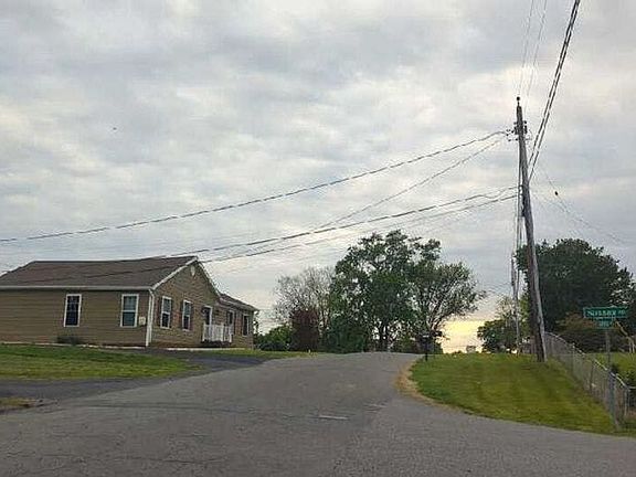 5th image of 1465 Sussex Rd