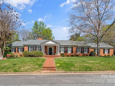 100 Kinwood St, Morganton, NC, 28655