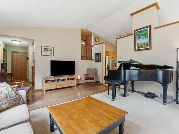2021 17th St S, Saint Cloud, MN 56301