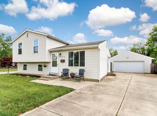 862 Eliots Oak Rd, Columbus, OH 43228