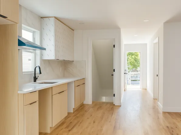 1379 East 93rd Street image 4 of 23