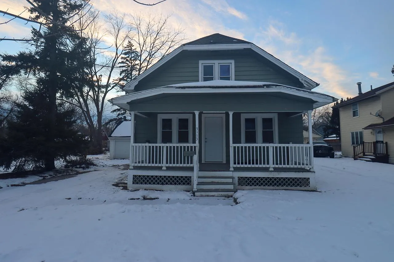 5113 North 55th STREET photo 1