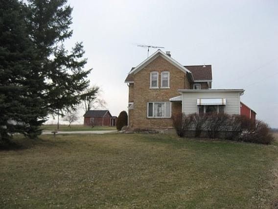 1st image of W1337 Deerview Dr
