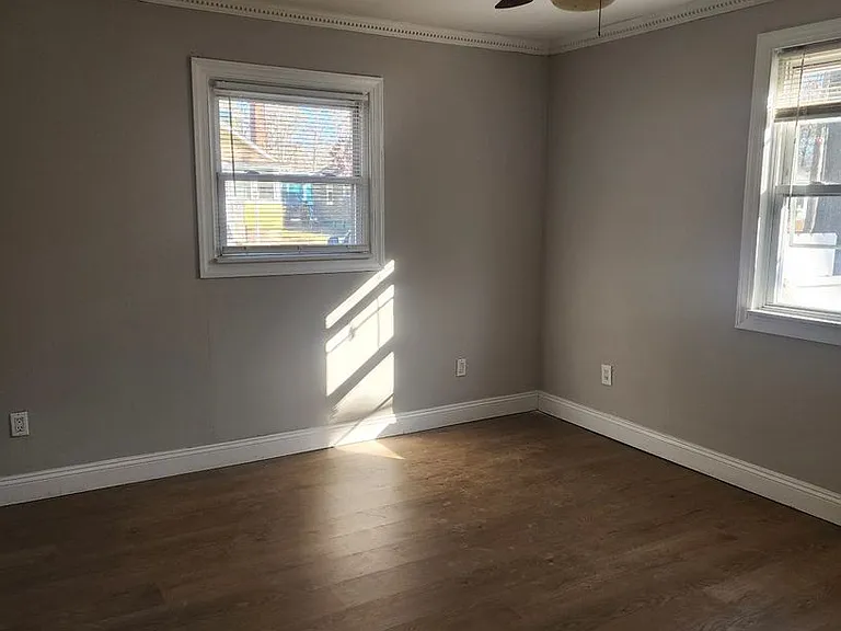 169 Daniels Ave — Photo 9