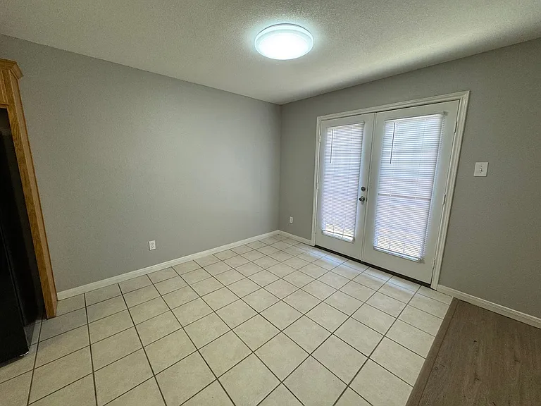 10233 Hyacinth Ln #A — Photo 15