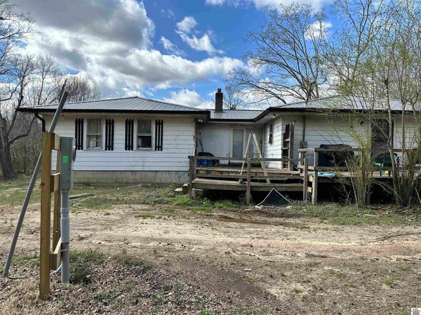 3082 Eggners Ferry Rd, Benton, KY 42025