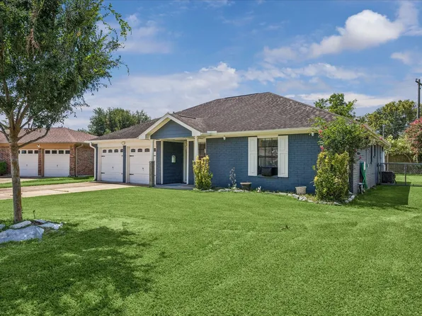1213 E Brown Ln, Deer Park, TX 77536