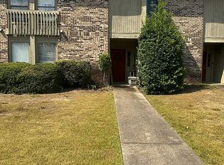 1009 Stonegate Dr APT D, Auburn, AL 36832