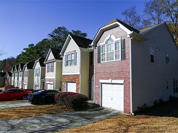 2nd image of 5610 Terremont Cir