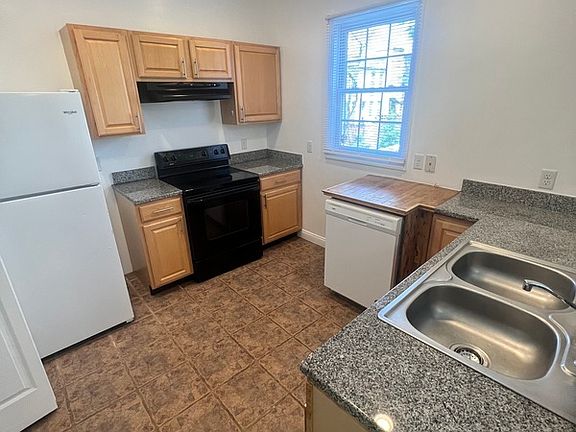 5th image of 1220 W Clay St #B