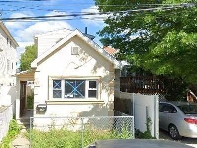 747 Patterson Ave, Staten Island, NY, 10306