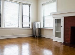 3528 N Broadway St APT 1E, Chicago, IL 60657