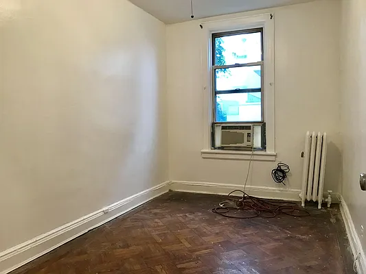 Rented by Voro, LLC | media 18