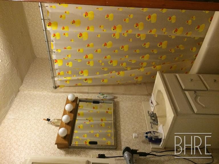 2nd image of 2945 Shore Pkwy #1