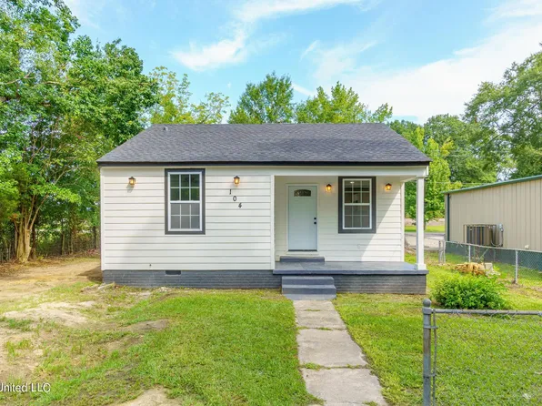 104 Independence Ave, Hattiesburg, MS 39401