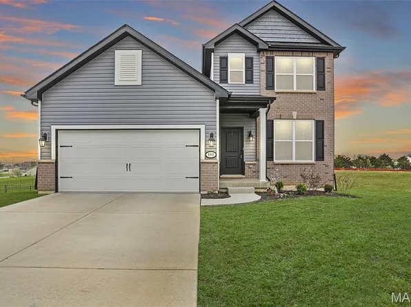 809 Londonbury Ct, Wentzville, MO 63385
