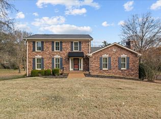 104 Stark Knob Rd, Hendersonville, TN 37075