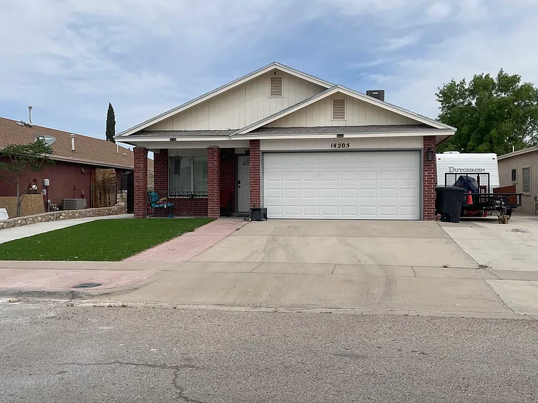 14205 Desert Sage Dr — Photo 20
