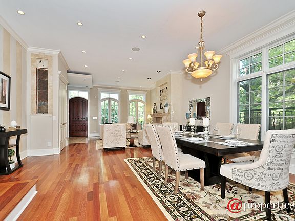 Living Room / Dining Room