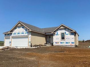 18827 Theden St, Spring Hill, KS 66083