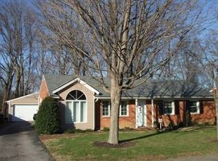2135 Dogoon Dr, Louisville, KY 40223