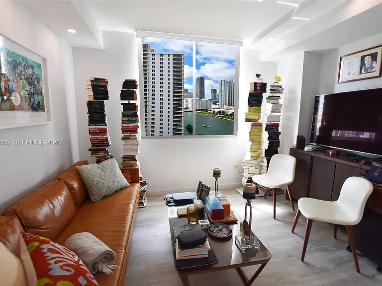 801 Brickell Key Blvd #1209 — Photo 18
