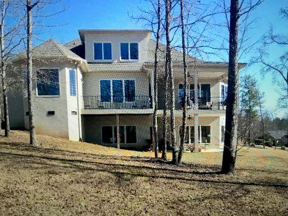 Back of home in winter