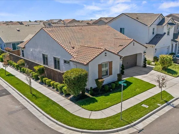 6704 Shorewood Ln, Stockton, CA 95219