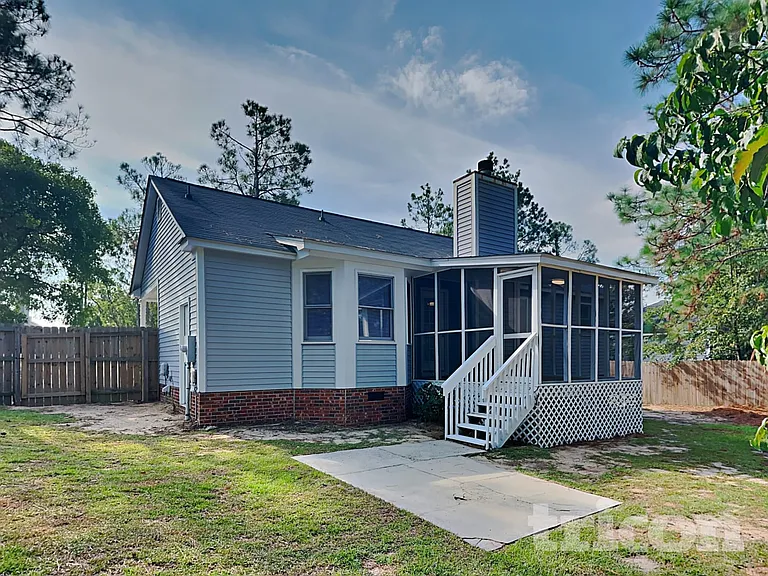 529 Ferncliffe Rd — Photo 15