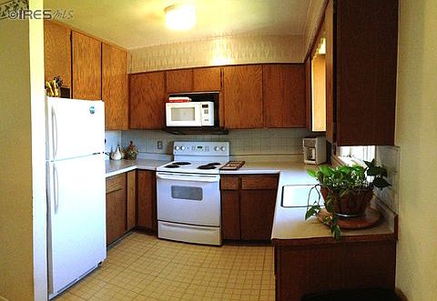 4th image of 415 35th Avenue Ct